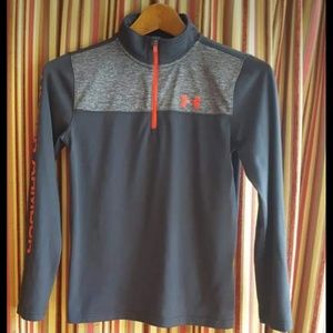 Under Armour boy youth medium long sleeve